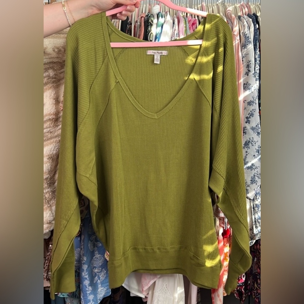 #24- NWT Free People Long Sleeve Tee